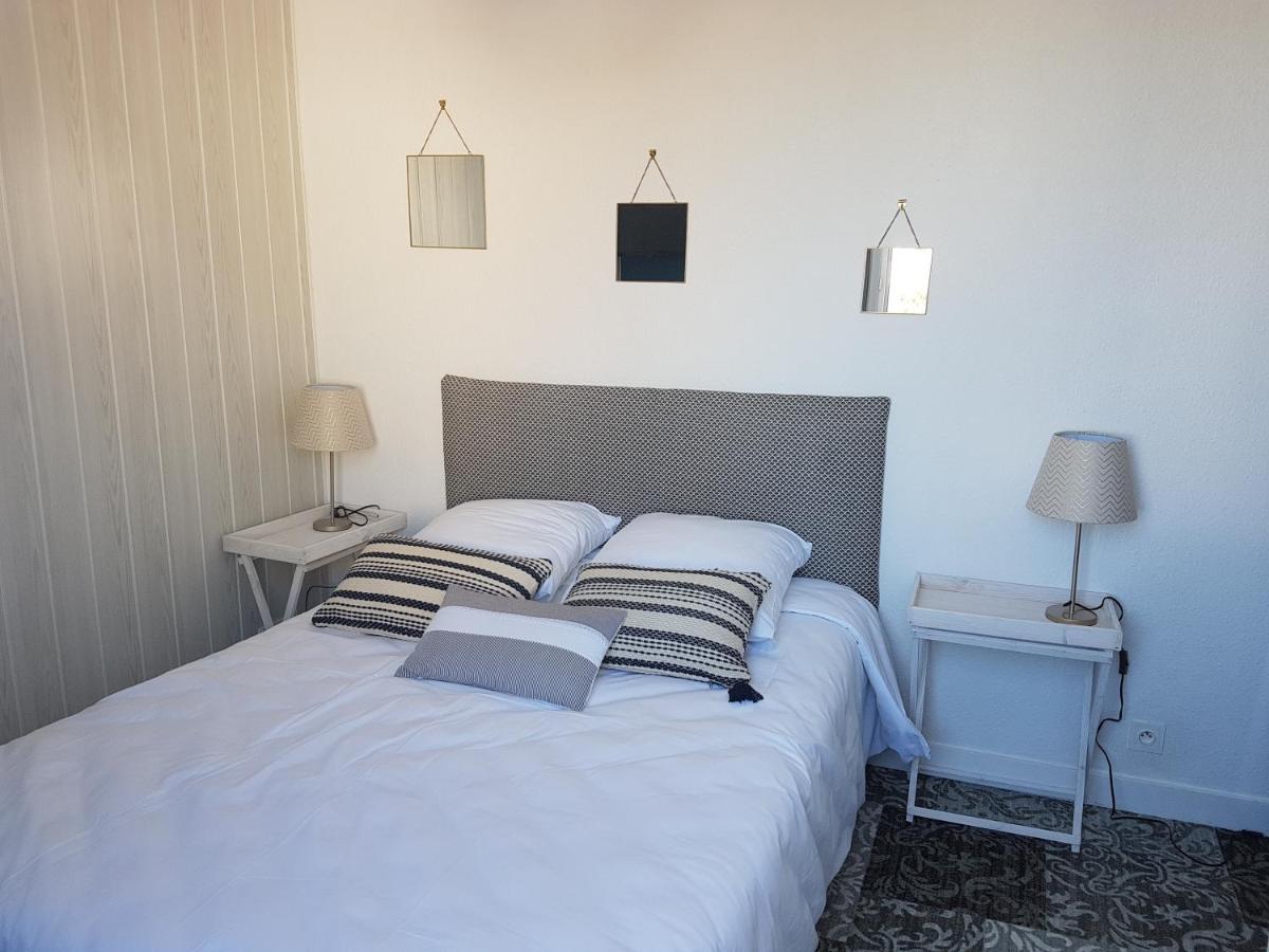 Hotel Le vent des globes à Les Sables-dʼOlonne Extérieur photo
