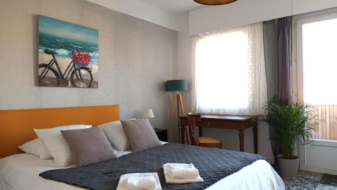Hotel Le vent des globes à Les Sables-dʼOlonne Extérieur photo